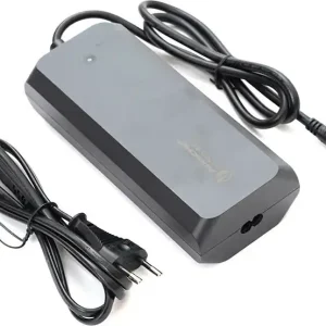 Nabíječka baterie Levit (APower) 36V-42/4,0 A, 5,5 mm konektor Akční Cena