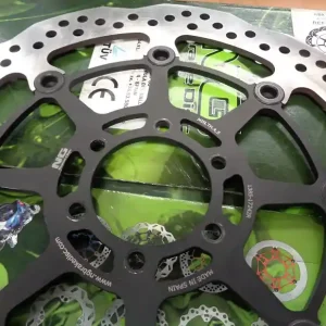 Vysoce Kvalitní NG přední brzdový kotouč BMW S 1000R/RR/XR 13-18, MOTO GUZZIFORNIA 1400 13-18 (320X64X5,0mm) (6X8,5mm) WAVE plovoucí (zkušební montáž - stopy po šroubech)